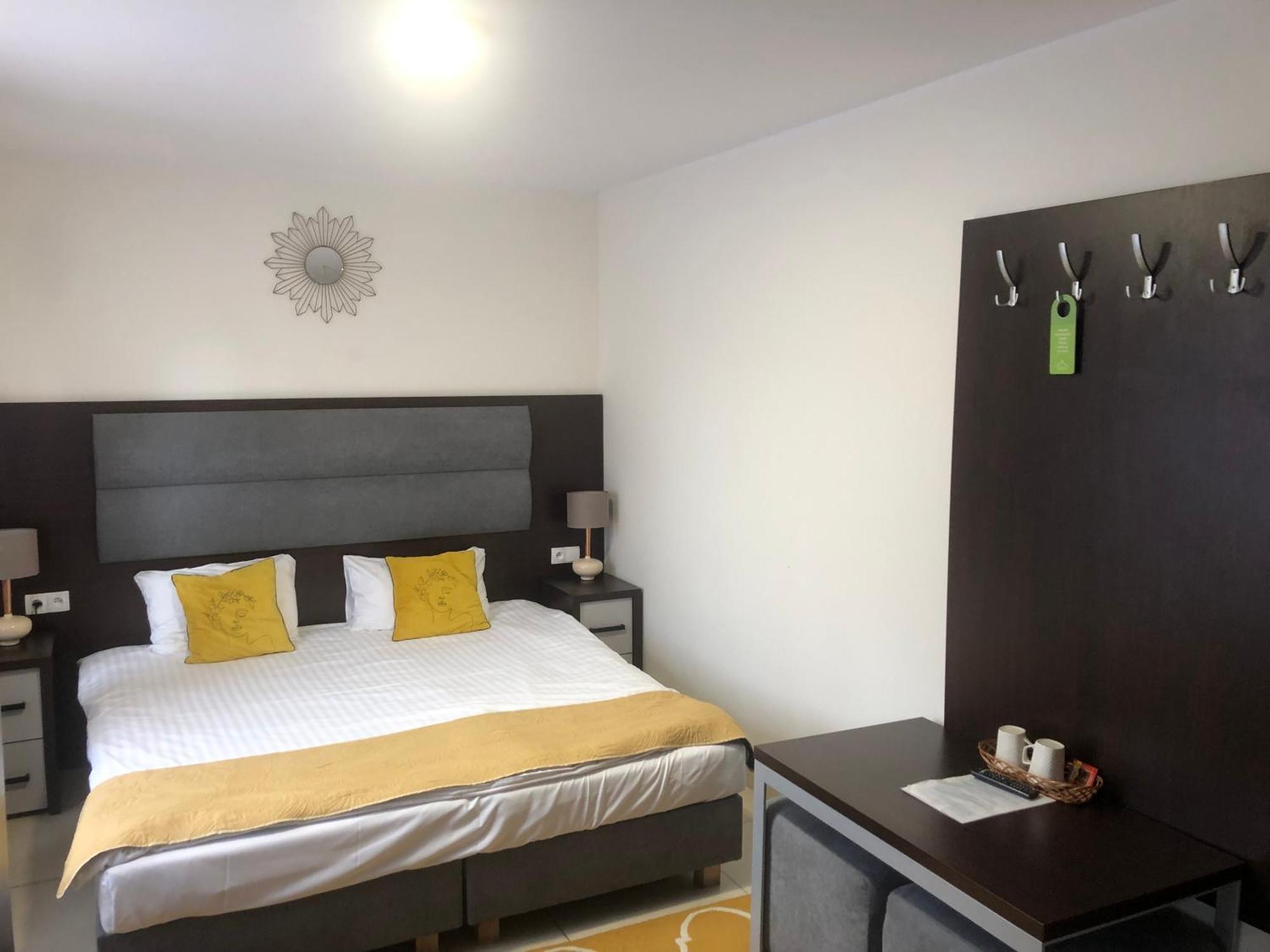 Apartamenty Wakacyjna Wioska Ngo 20M Od Suntago Mszczonów Esterno foto