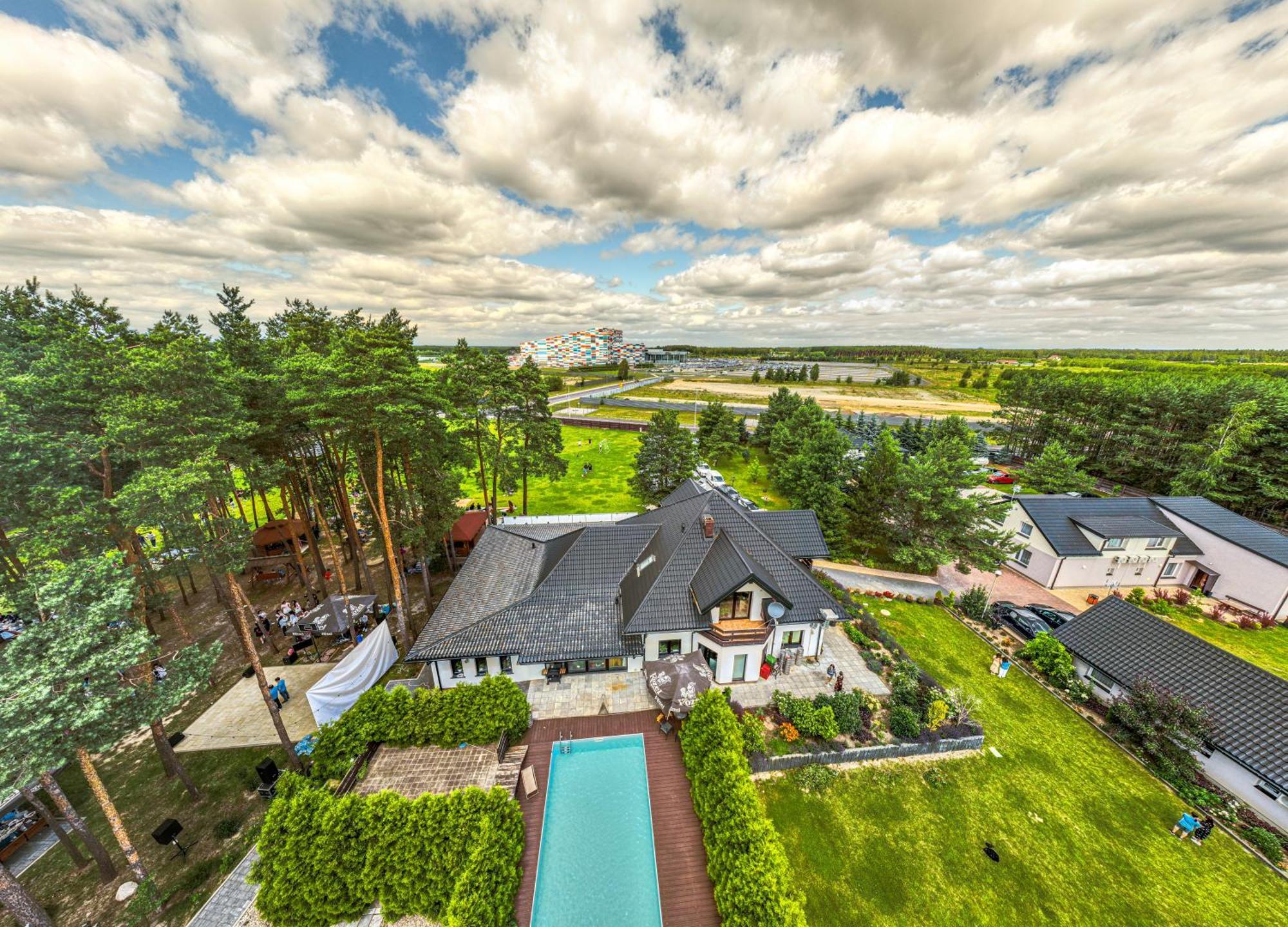 Apartamenty Wakacyjna Wioska Ngo 20M Od Suntago Mszczonów Esterno foto
